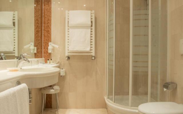 The Regency Hotel, Sure Hotel Collection by Best Western