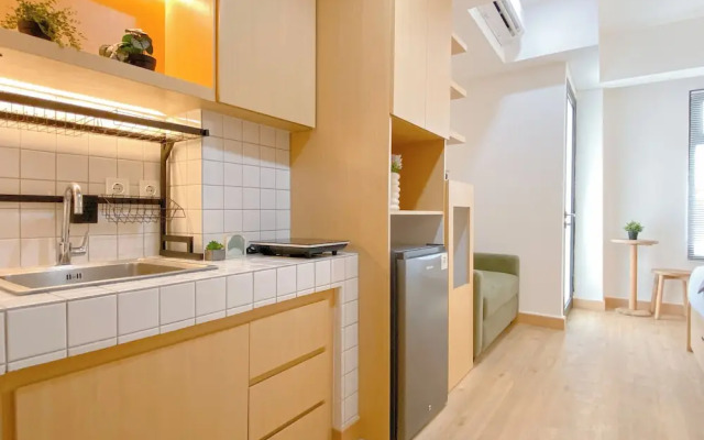 Simply Studio Apartment At Pollux Chadstone