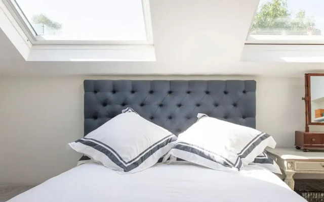 New and Modern House for 6 Battersea