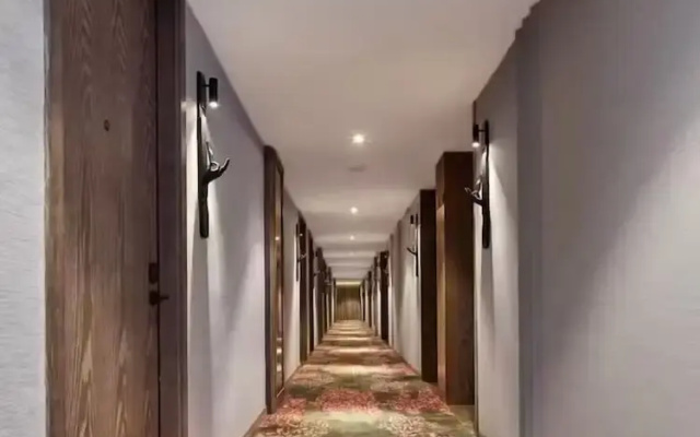 Yiwu Manya Hote