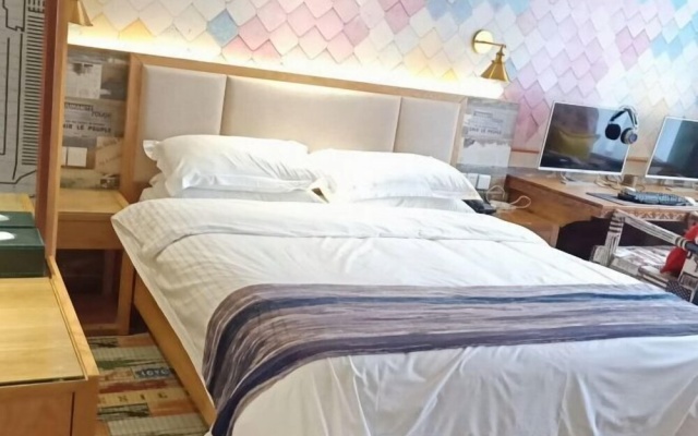 Ice Thunder Broken Internet Cafe – Guest Rooms – Nanchang