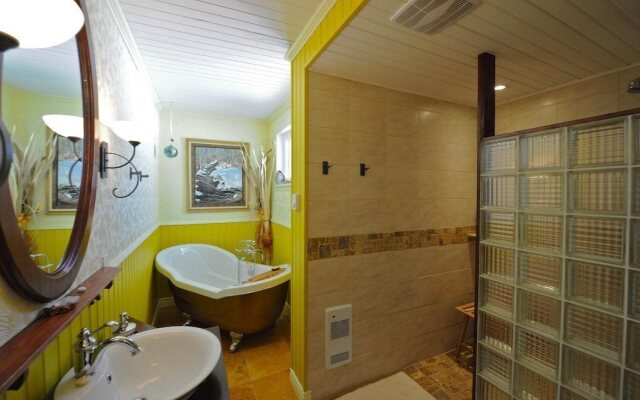 Turquoiz Café, Gîte et Galerie d'Art