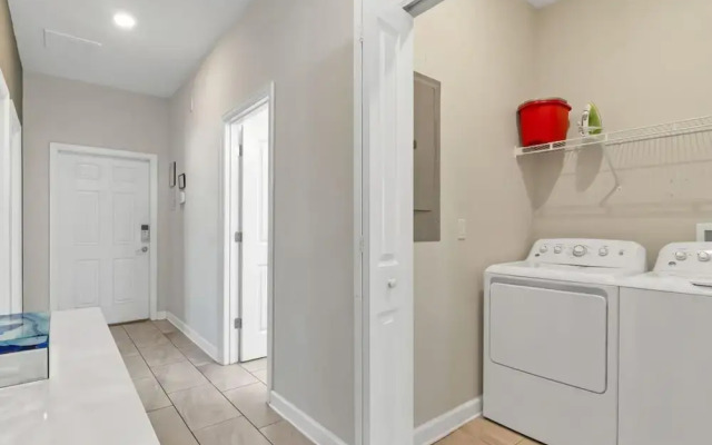 Your 5bdr House w Pool - 4959