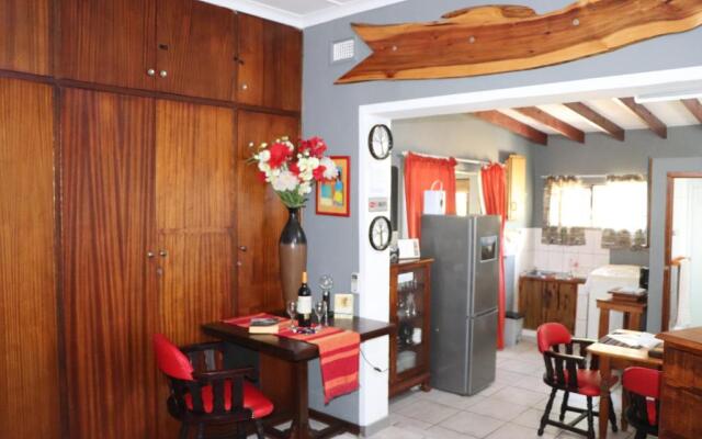 Moeg Geploeg Lodge