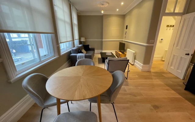 Central 1 Bedroom Apartment in Farringdon