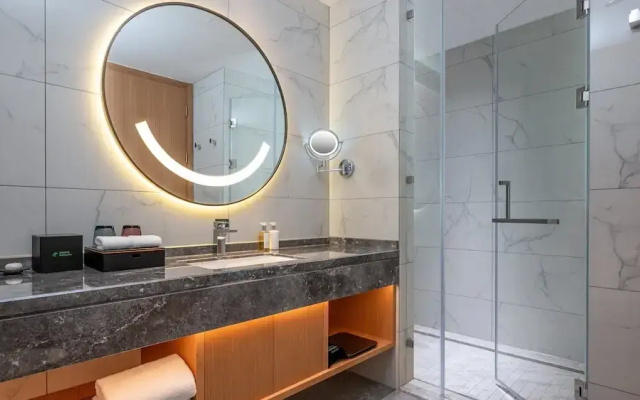 Holiday Inn Weinan Etdz by IHG