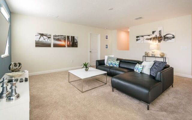 hazard Villa Champions gate 3