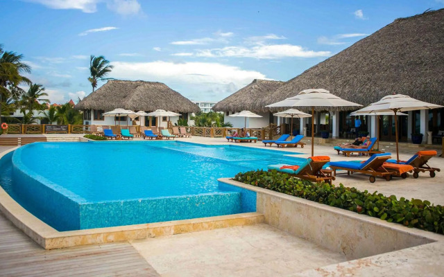 Cozy 1BDR with Pool Golf View at Cana Pearl