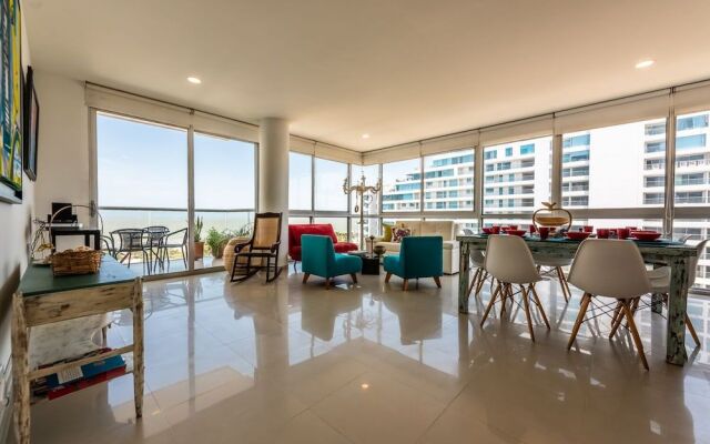 Vitri Cartagena Beachfront