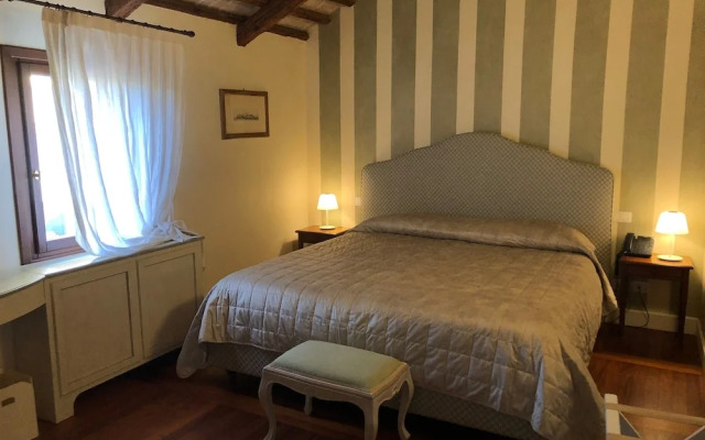 Hotel Donna Lucia