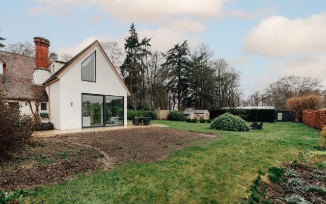 Wisteria House in Buckinghamshire