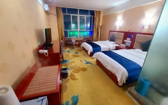 Huyang Business Hotel