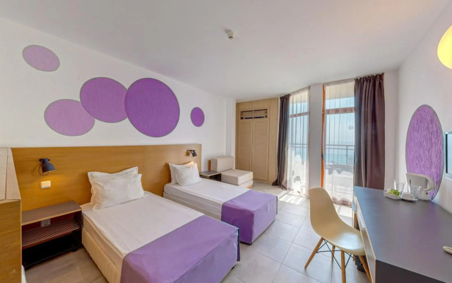 Sunrise Hotel