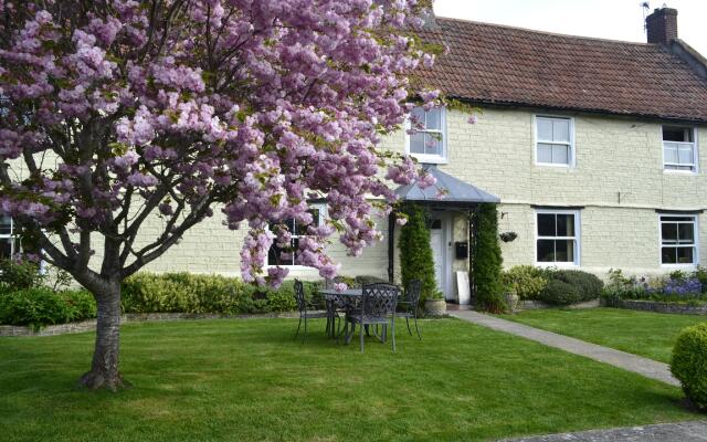 The Lawns Tea Room and B&B