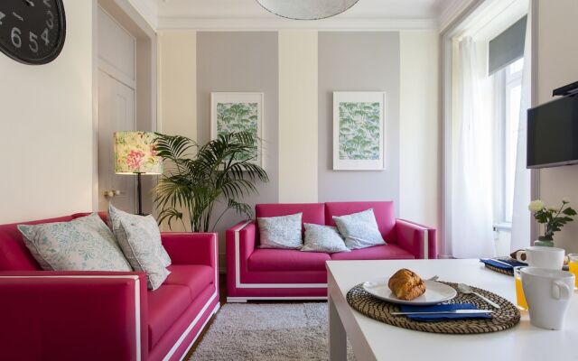 Altido Downtown Pier IV