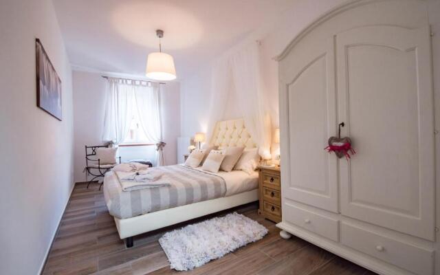 ChèriHomeAssisi Apartment