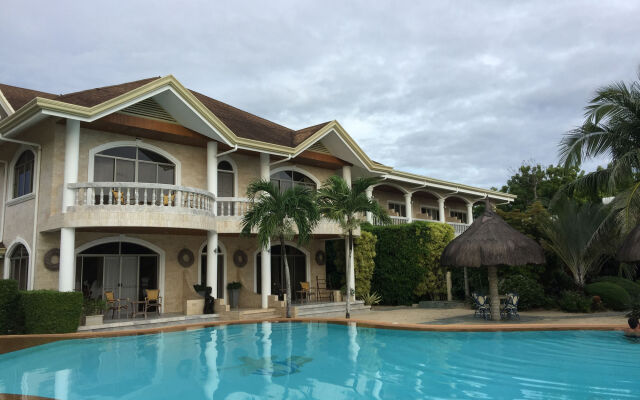 Linaw Beach Resort