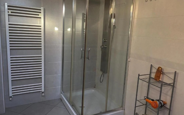 Villa Ghisolfa With Garden