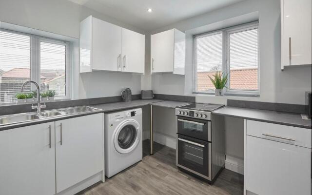 Host   Stay   Sea Gem