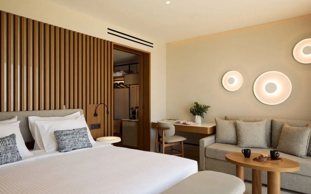 Oros Luxury Beach Resort