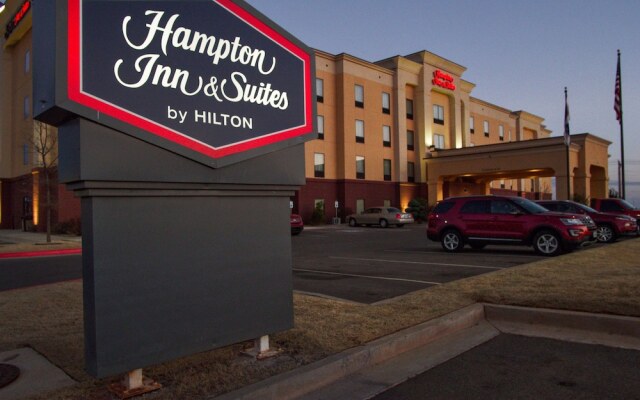 Hampton Inn & Suites Elk City