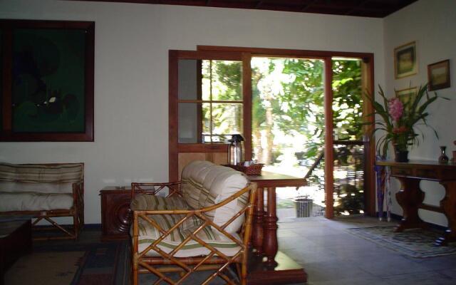Mara Palace