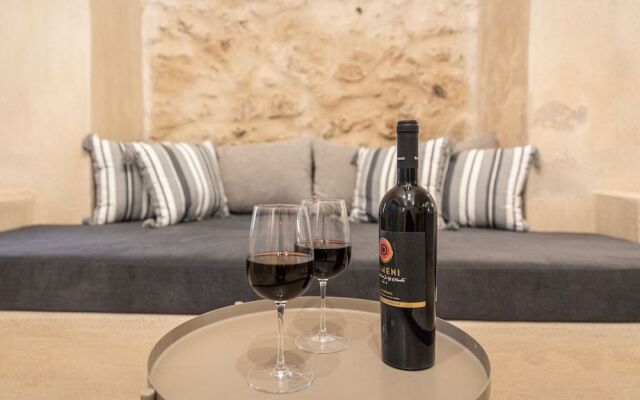 Oia Cellars