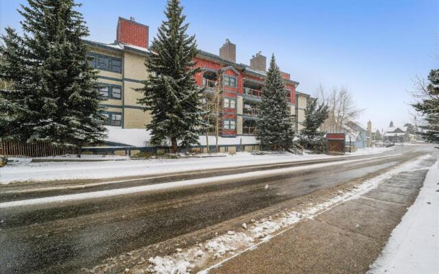 Longbranch Condominiums