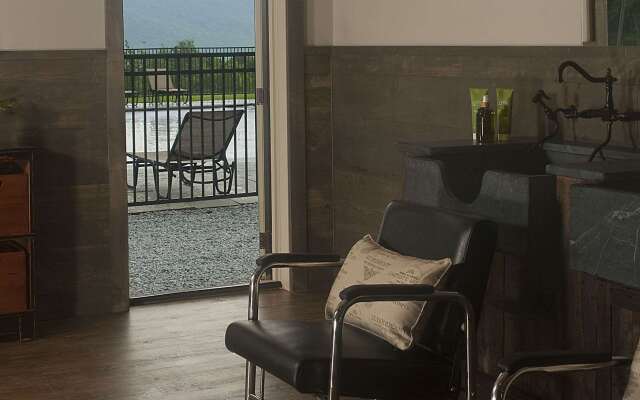 The Mountain Top Inn & Resort