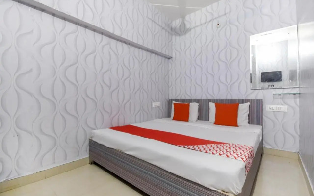KT Homes by OYO Rooms