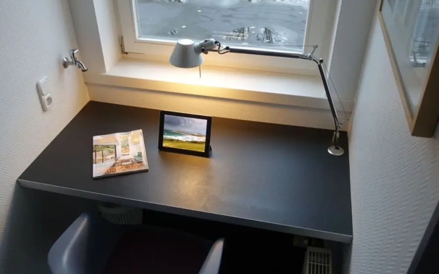 Christel Modern Retreat