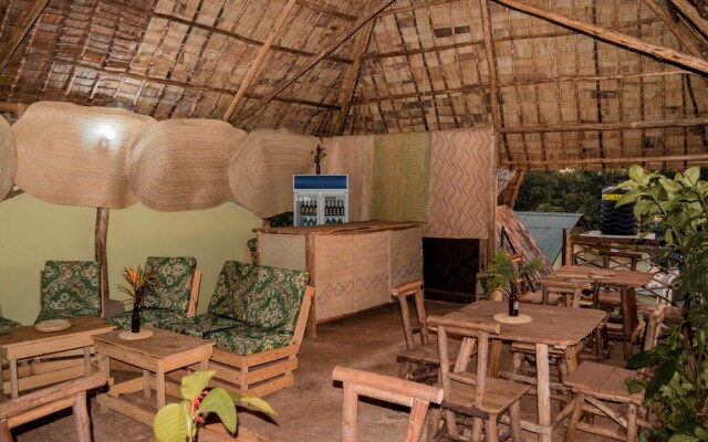 Kilimanjaro Summit Lodge