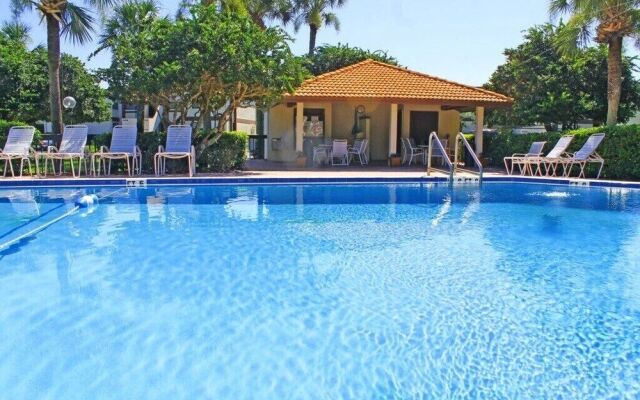 Ventura Country Club Willowpointe Condo