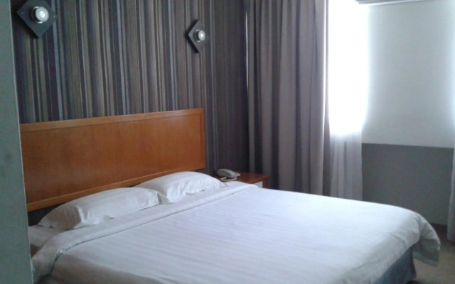 De Spring Hotel