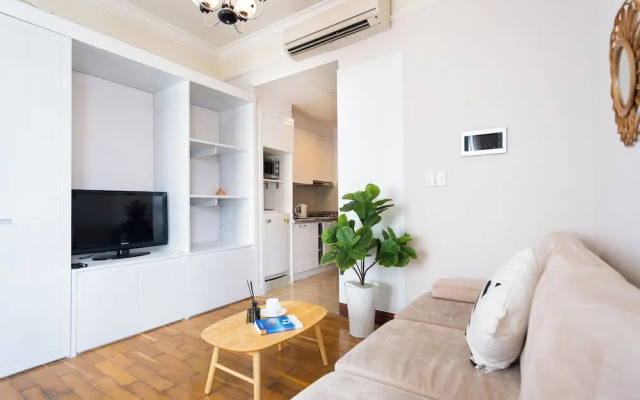 THE MANOR Premier Residence