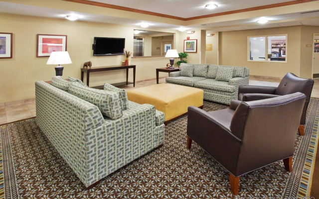 Candlewood Suites Kalamazoo Se by IHG