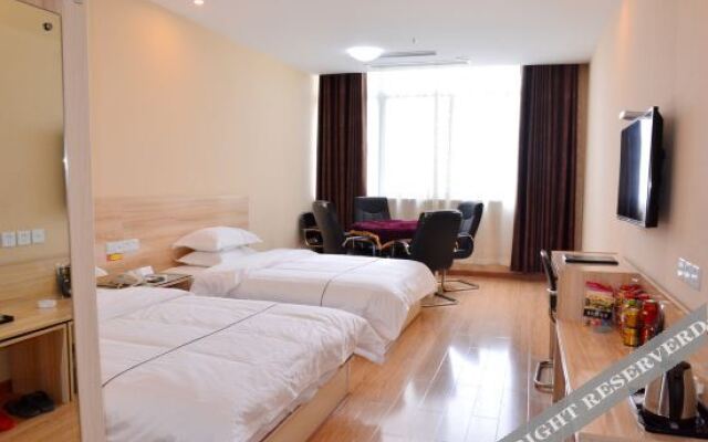 Super 8 Hotel (Shiyan Hanjiang Bridge)