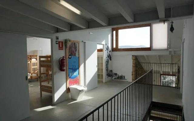 The Camp Doniños - Hostel