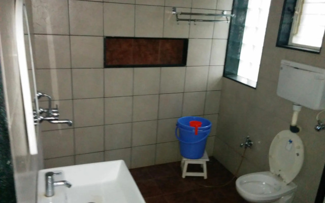 Aaram Lodging & Boarding