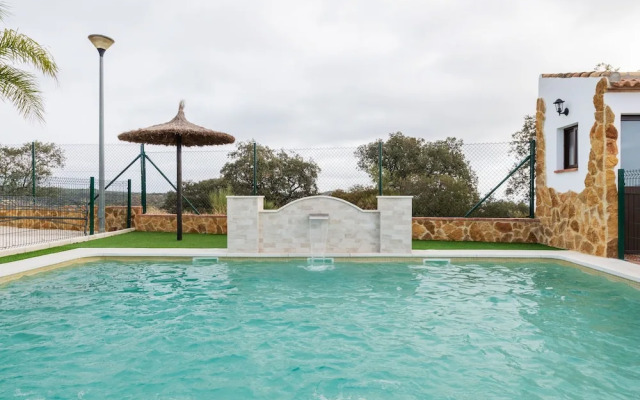 Quaint Holiday Home in Sevilla With Swimming Pool