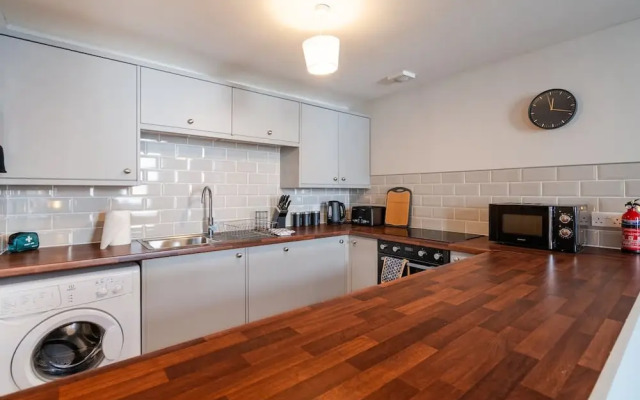 2 Bed Flat - Town Centre