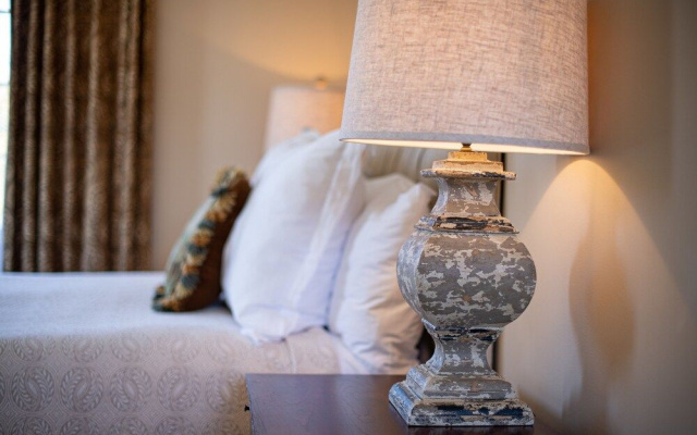 Greystone Inn