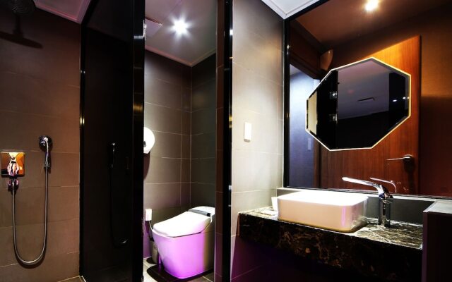 2Heaven Hotel