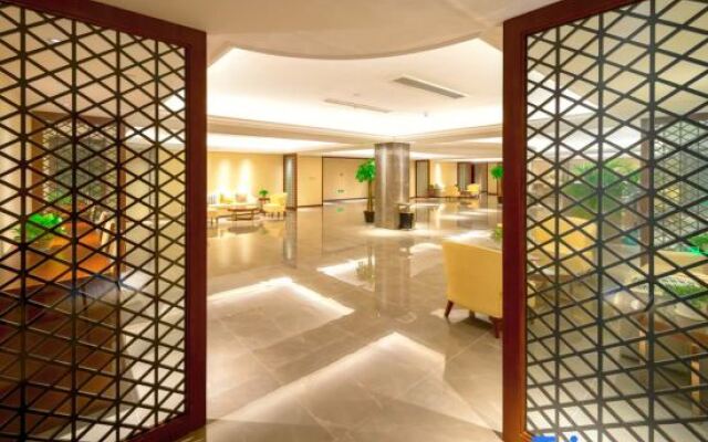 Changshu Skyline Cloud Hotel