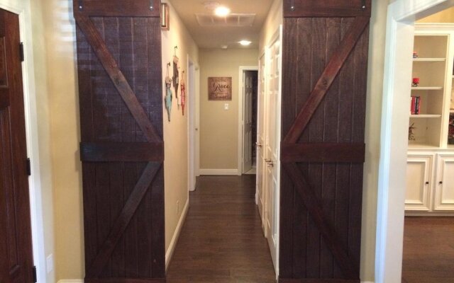 Maple Creek Bed and Breakfast