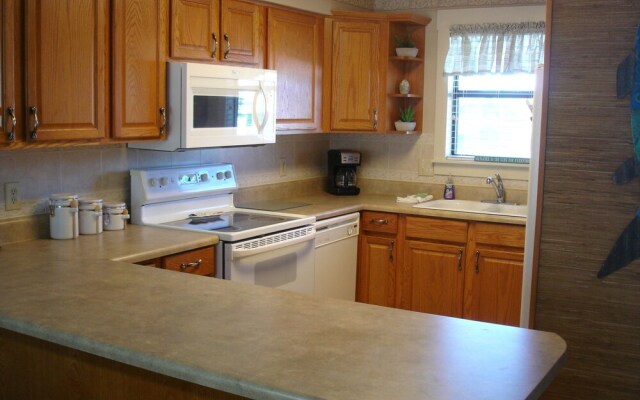 Seaside Beach & Racquet Club 2203