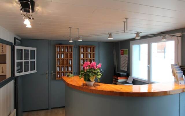 Residence Hoteliere Sarah Bernard