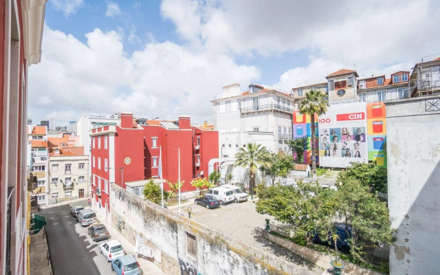 Principe Real Lightful Apartment