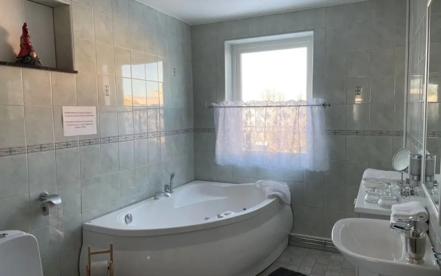 Brålanda Hotell & Vandrarhem - Hostel