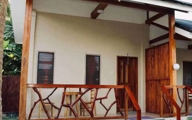 D's Ocean View Beach Resort